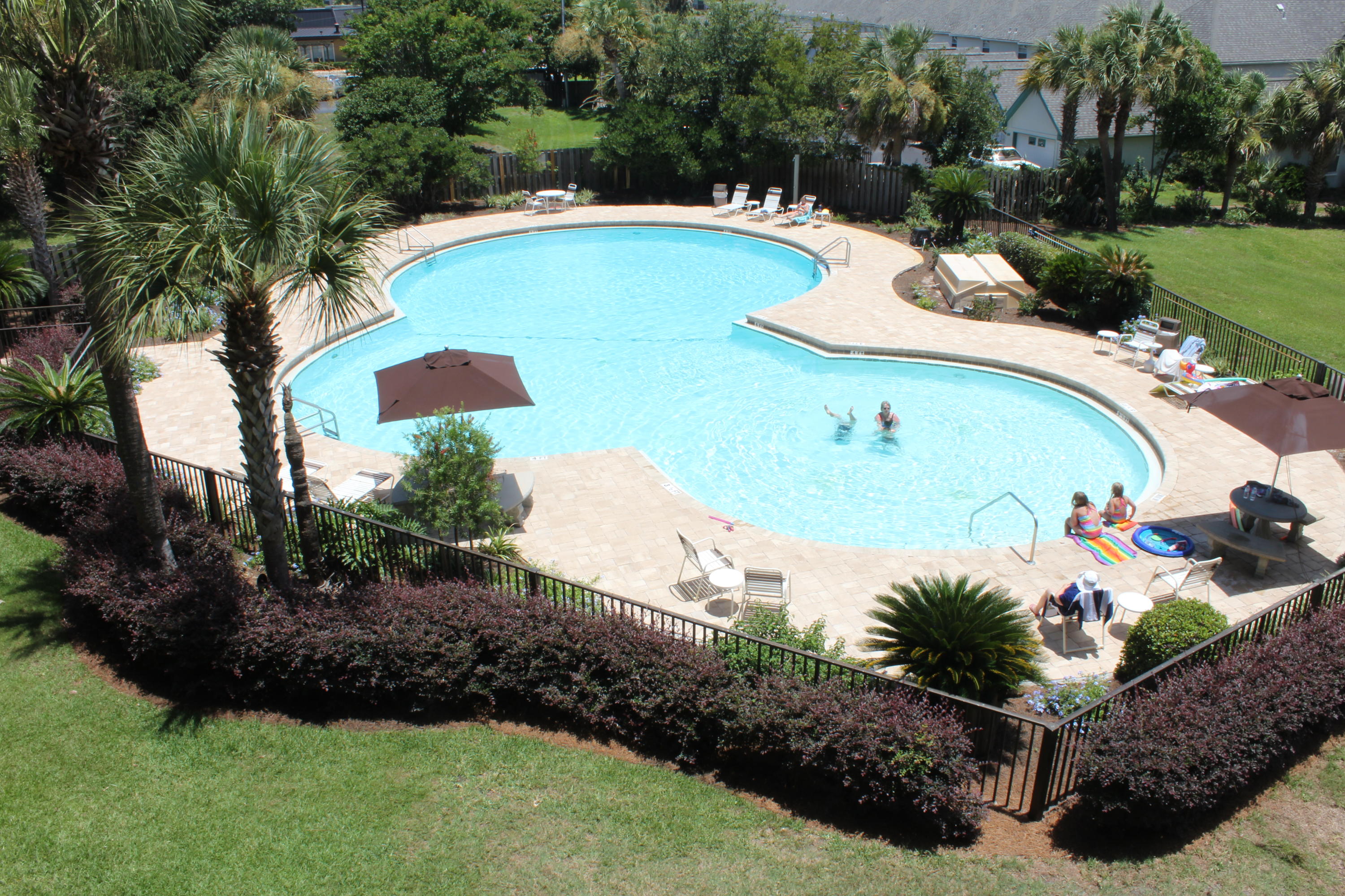 PIRATES BAY PH 1 - Residential