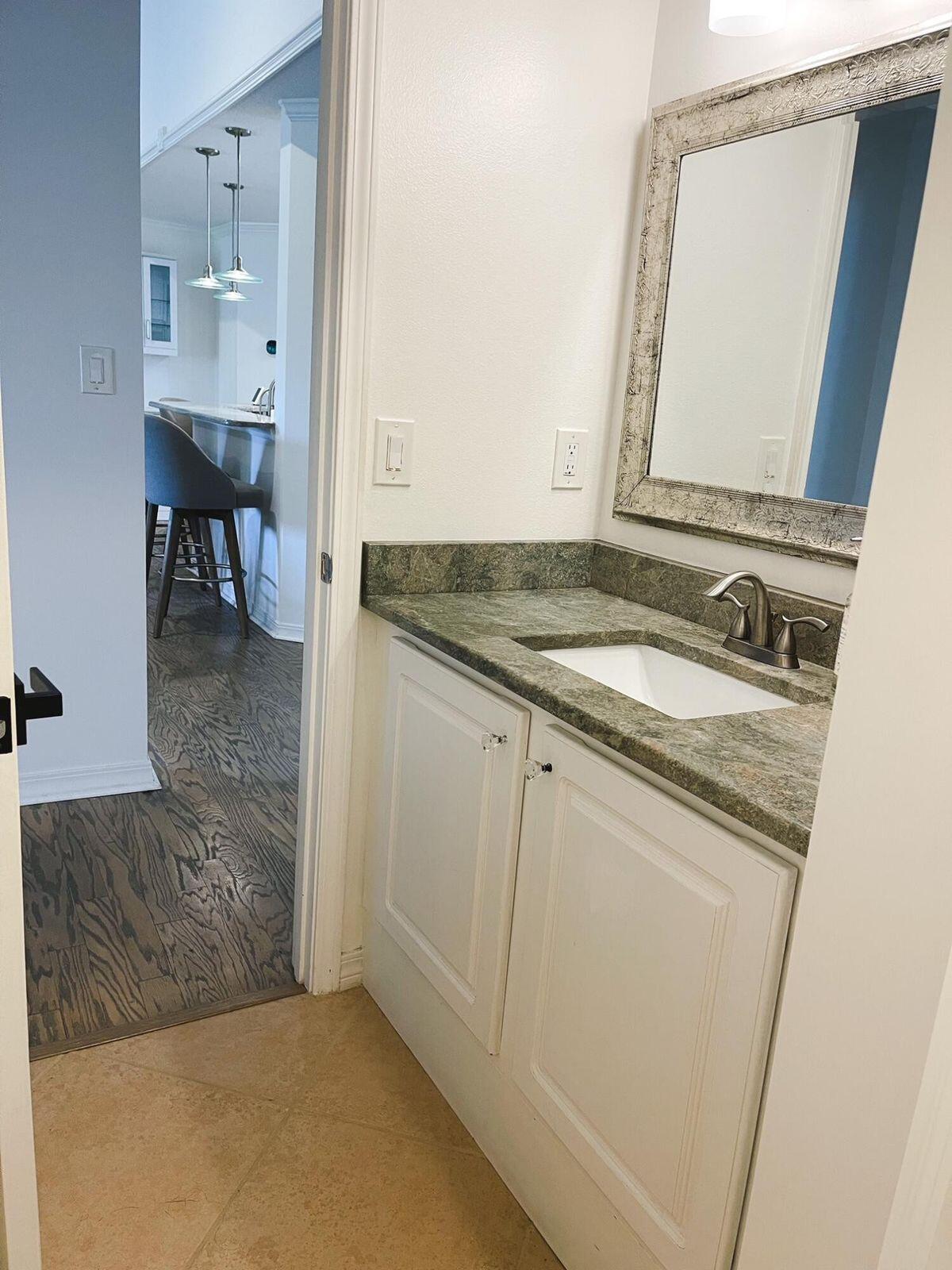 HIDDEN PINES S/D - Residential Lease