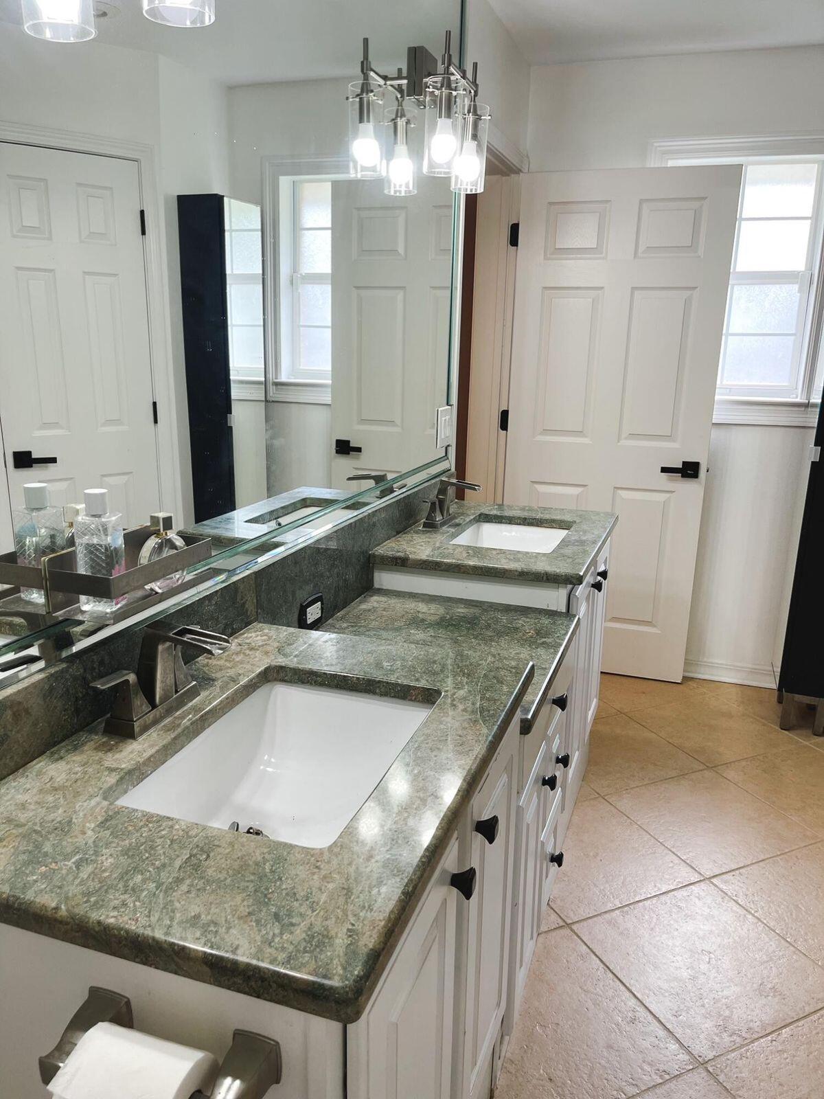 HIDDEN PINES S/D - Residential Lease