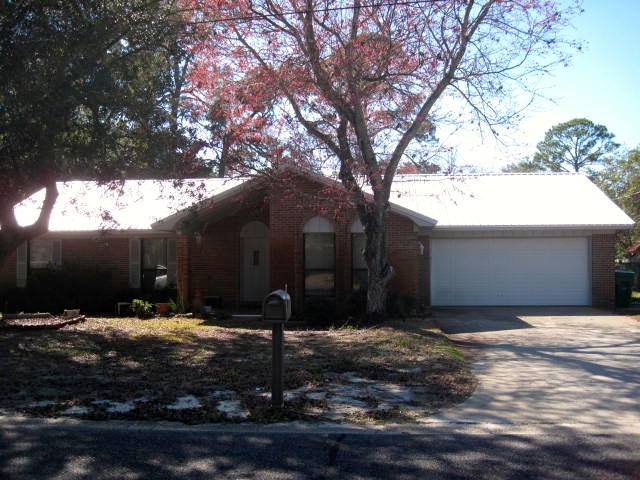 MARINERS COVE - Residential