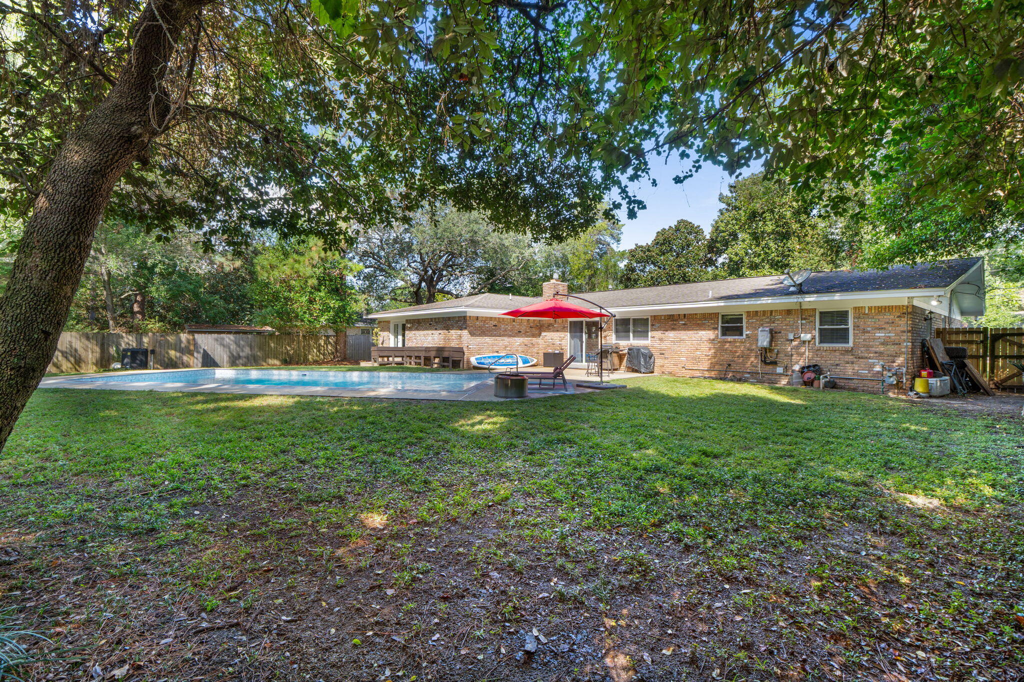 Poquito Bayou - Residential
