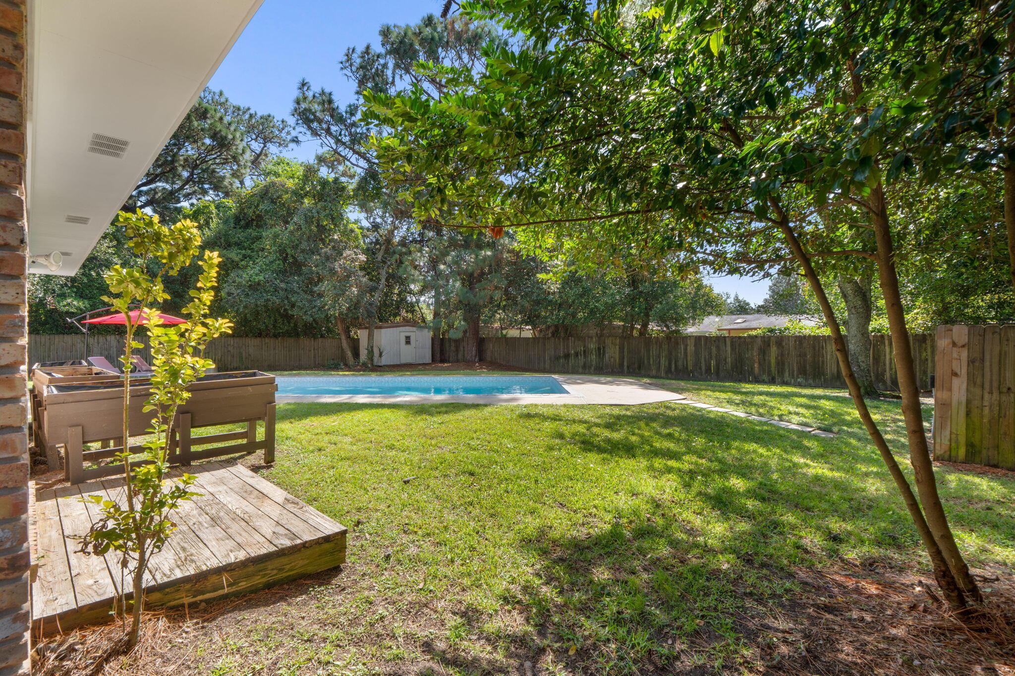Poquito Bayou - Residential