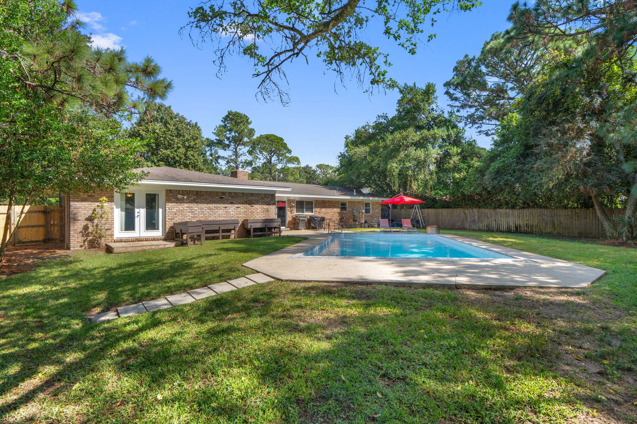 Poquito Bayou - Residential