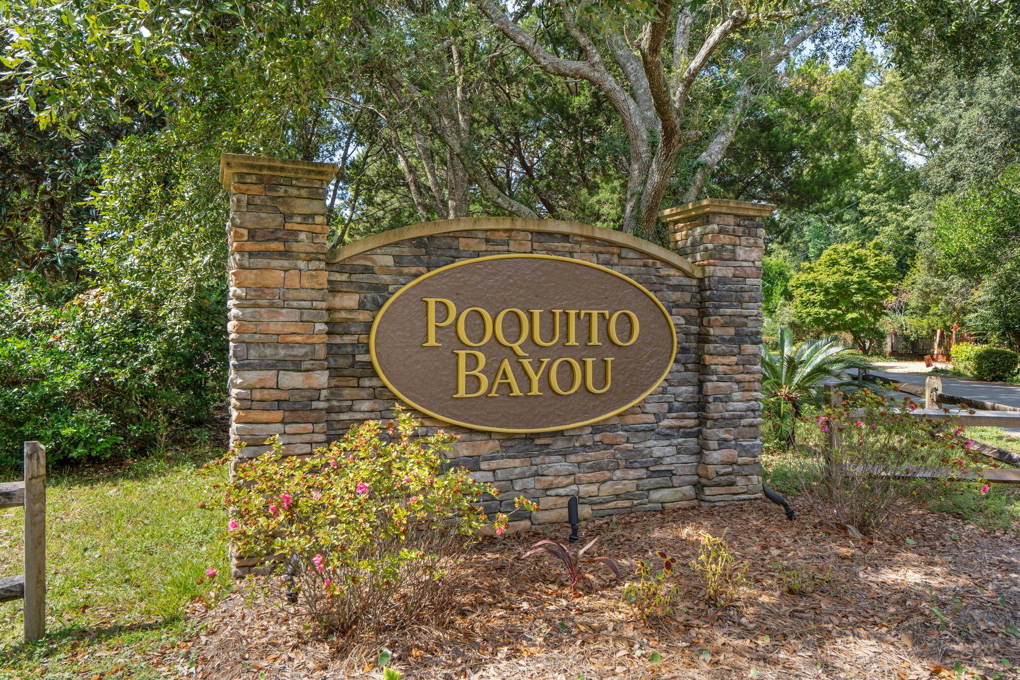 Poquito Bayou - Residential