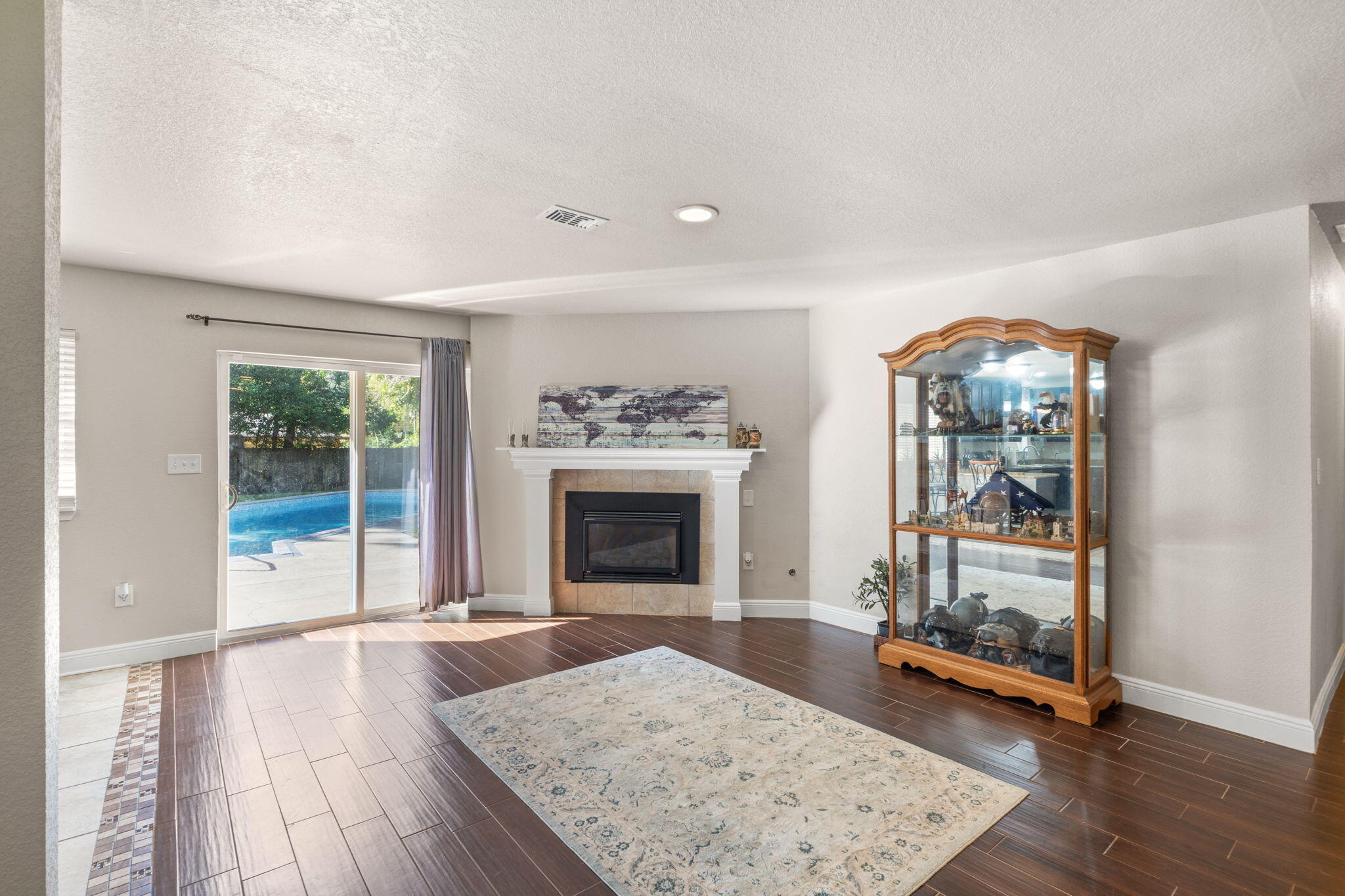 Poquito Bayou - Residential
