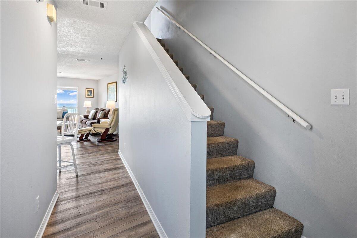 ISLAND MIST - Residential