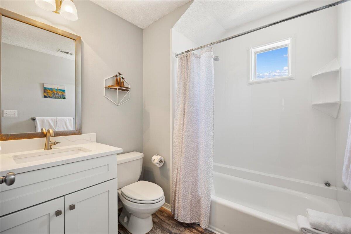 ISLAND MIST - Residential