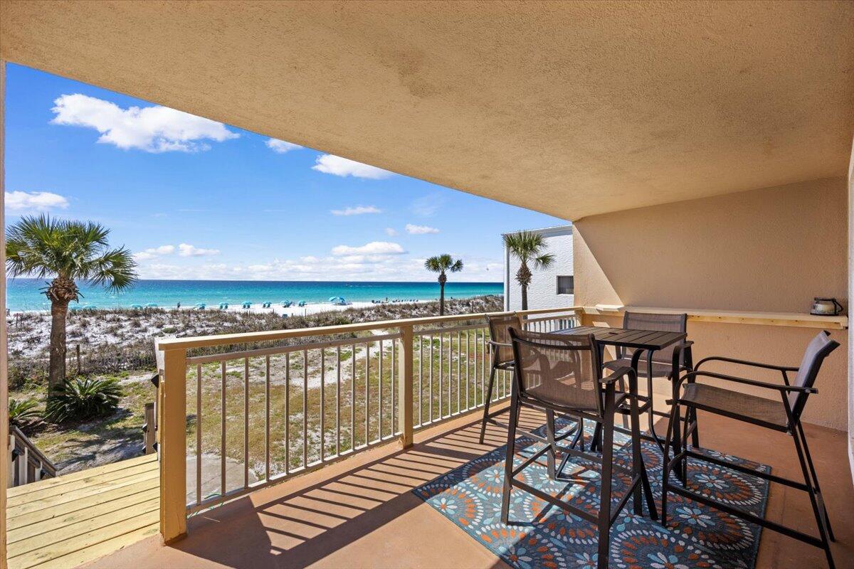 ISLAND MIST - Residential