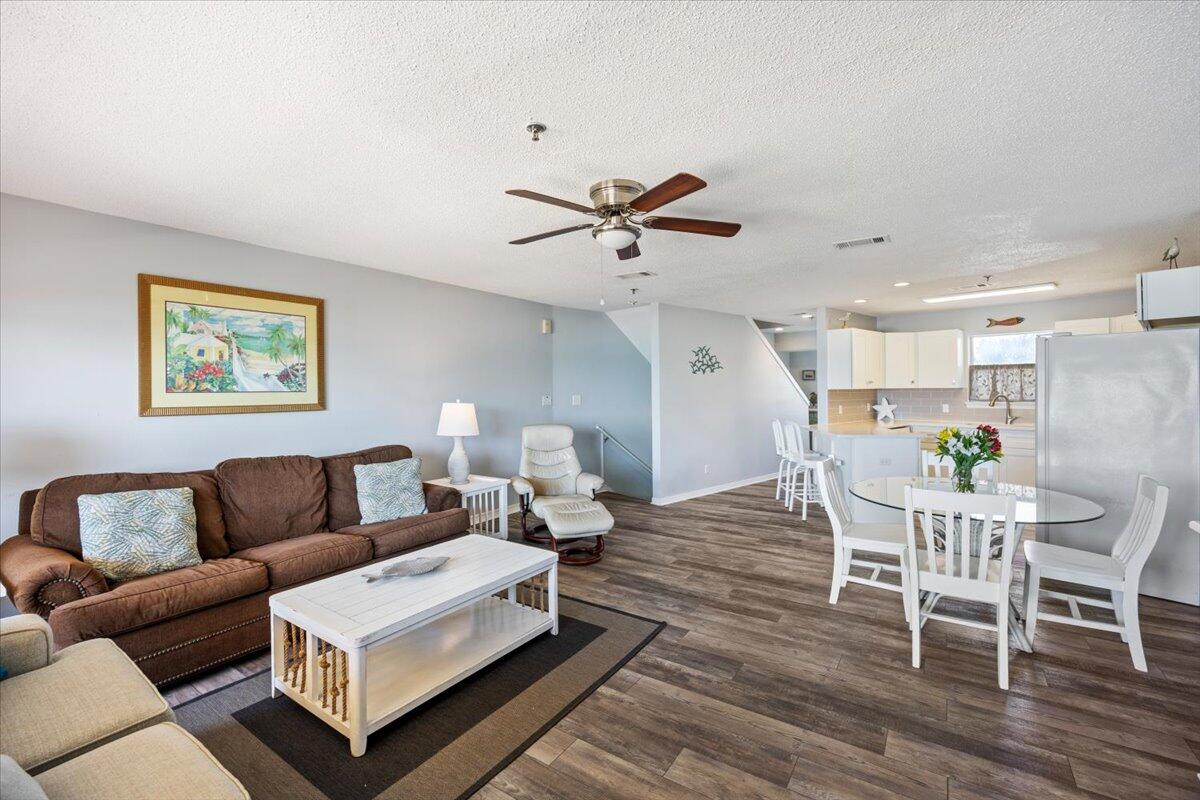 ISLAND MIST - Residential