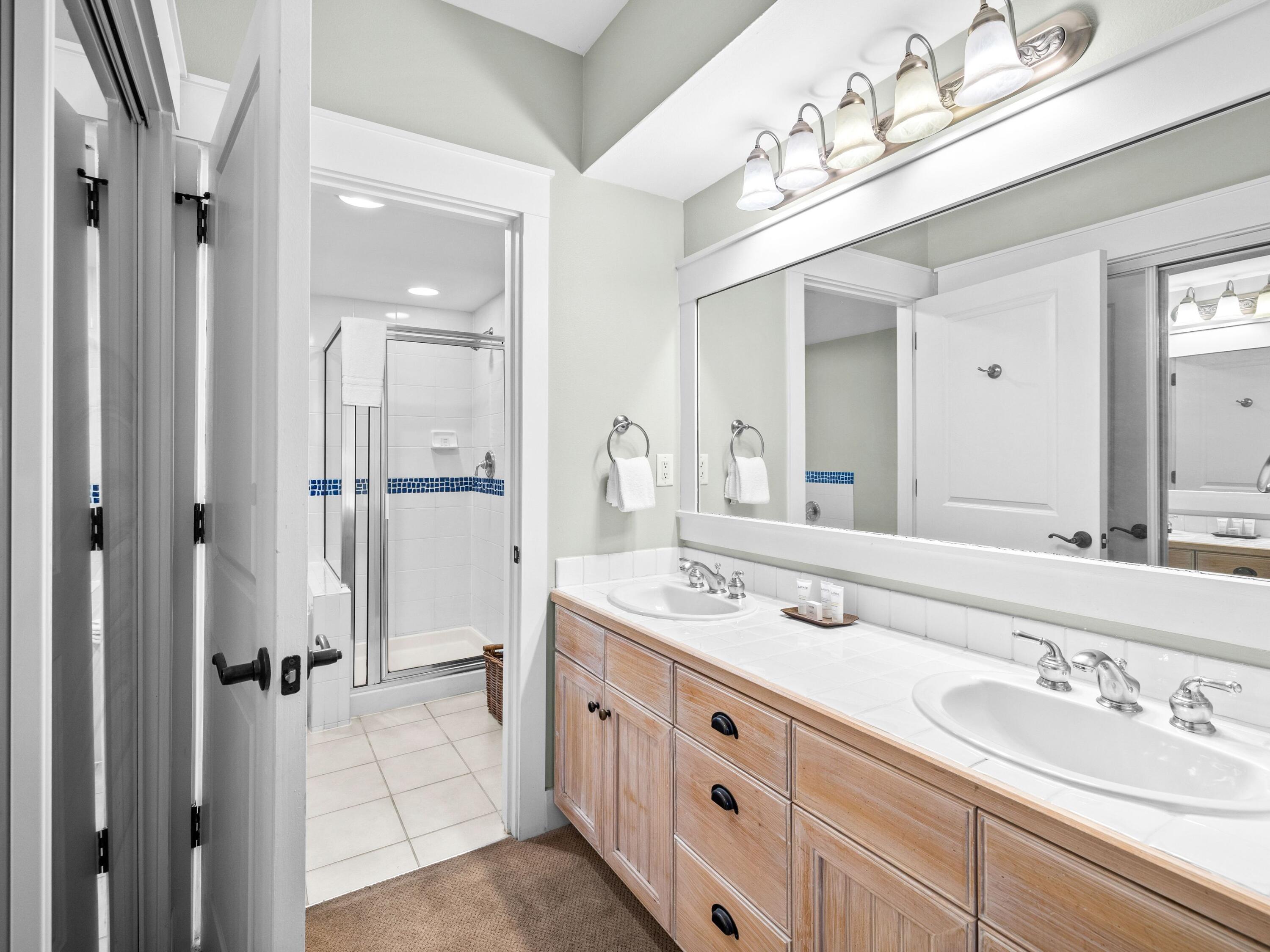 OBSERVATION POINT - Residential