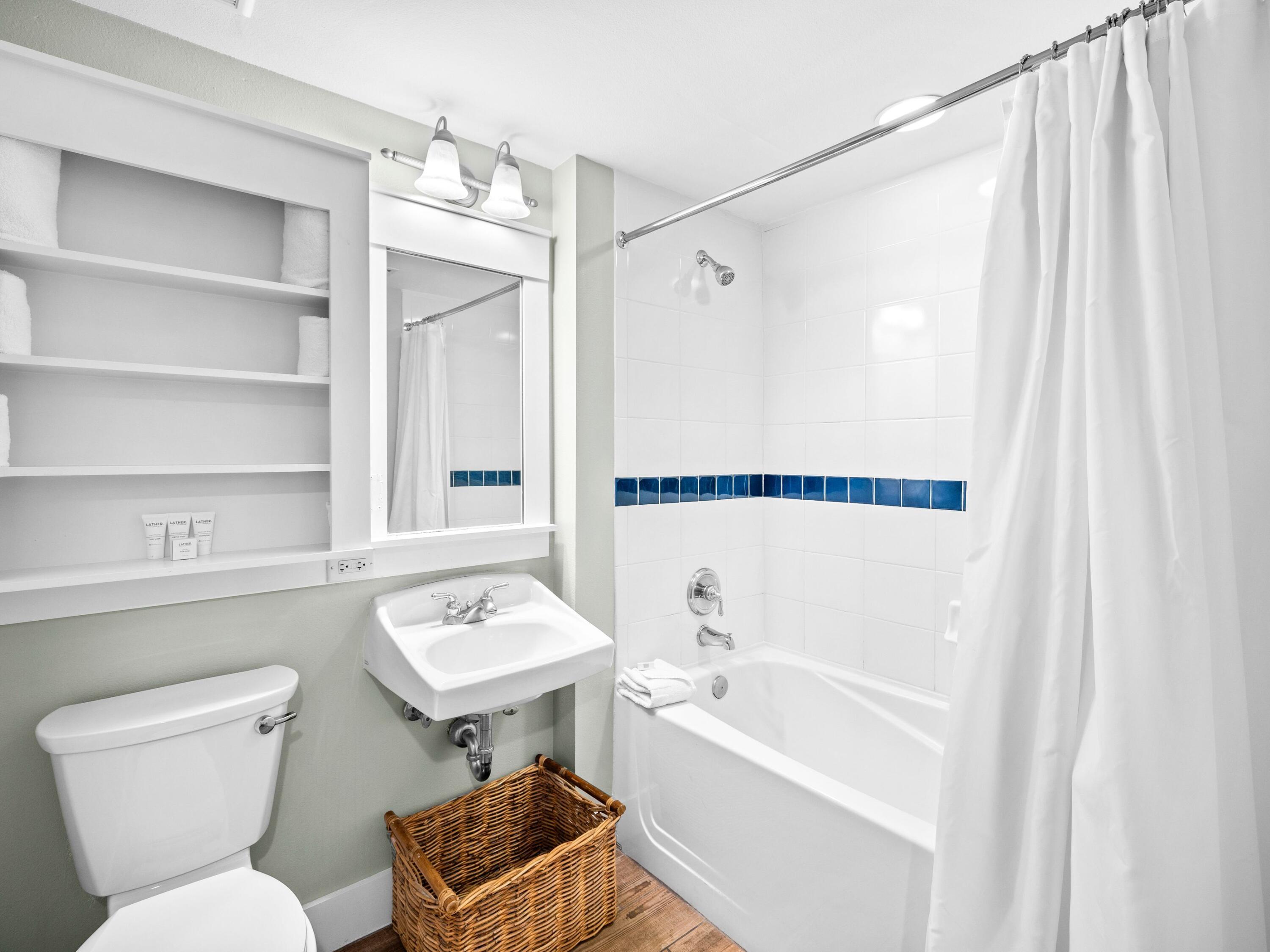 OBSERVATION POINT - Residential