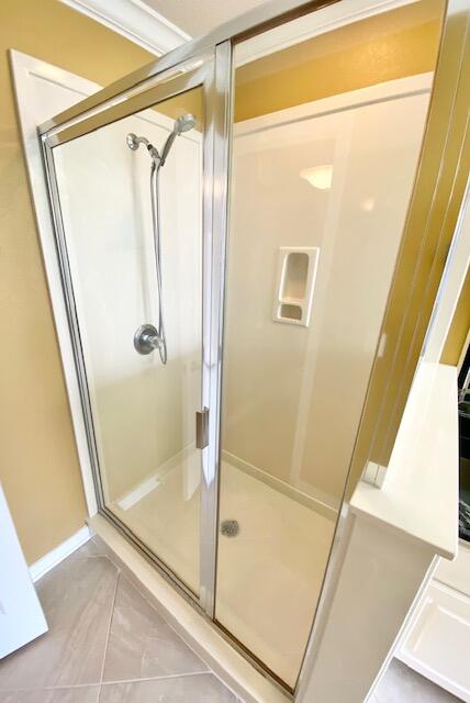 LA FONTAINE - Residential Lease
