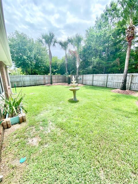 LA FONTAINE - Residential Lease