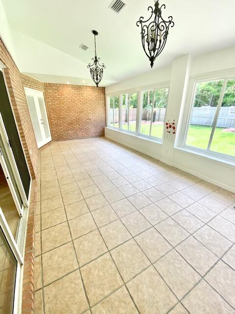 LA FONTAINE - Residential Lease