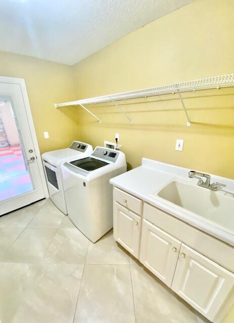 LA FONTAINE - Residential Lease