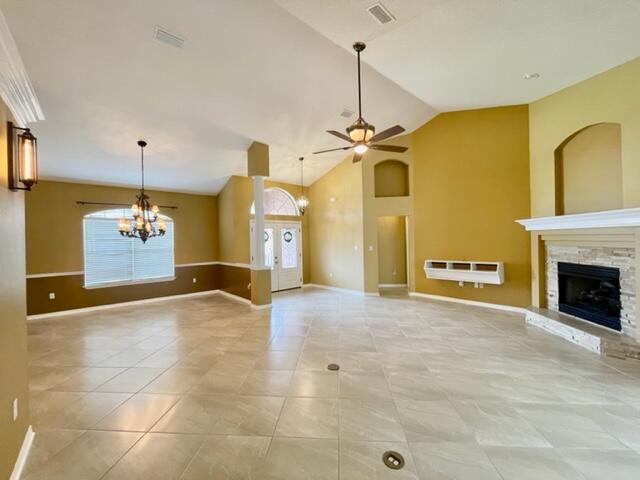 LA FONTAINE - Residential Lease