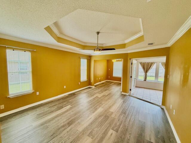 LA FONTAINE - Residential Lease