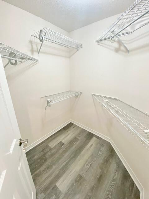 LA FONTAINE - Residential Lease