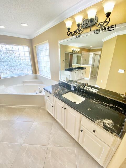 LA FONTAINE - Residential Lease