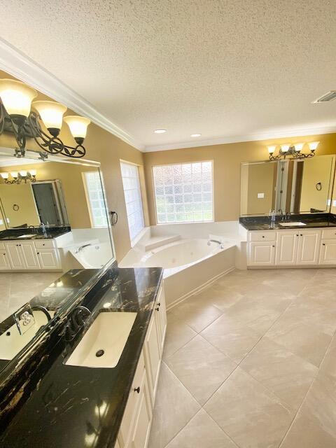 LA FONTAINE - Residential Lease