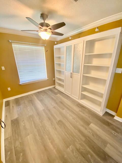 LA FONTAINE - Residential Lease