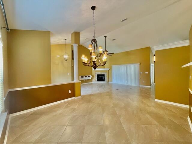 LA FONTAINE - Residential Lease