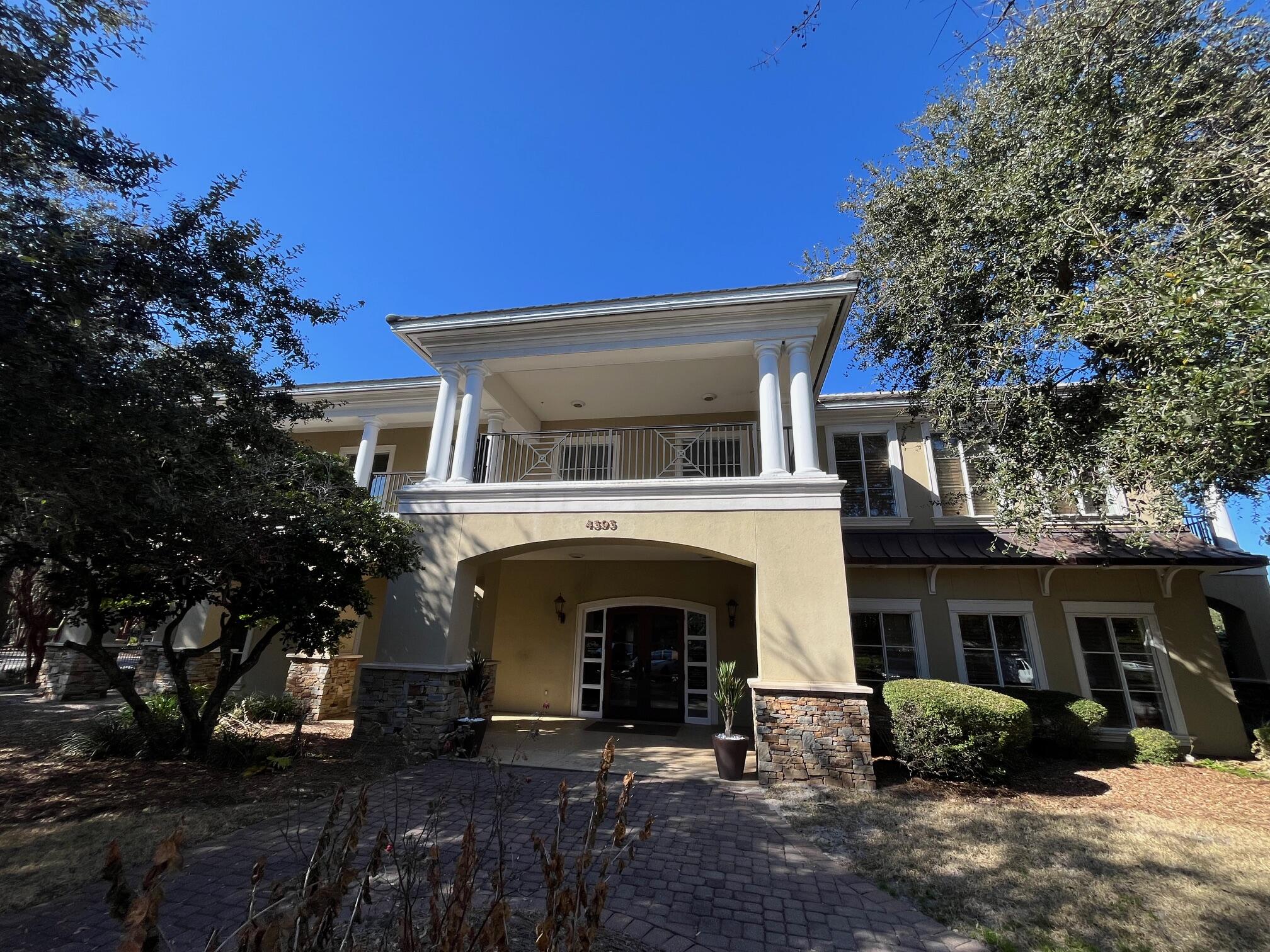 Executive office suite within this beautiful office building located at Kelly Plantation. This available suite is located on the 2nd floor of this professional working environment. Kelly Plantation is a premier golf course subdivision located in the middle of the City. This location is as good as it gets in the area. Come see this highly desirable office suite. Rent is $600 per month plus 3% sales tax. This includes electricity as well as your rent. Each tenant is responsible for its own WiFi and communications. There are many professionals working in this office environment.