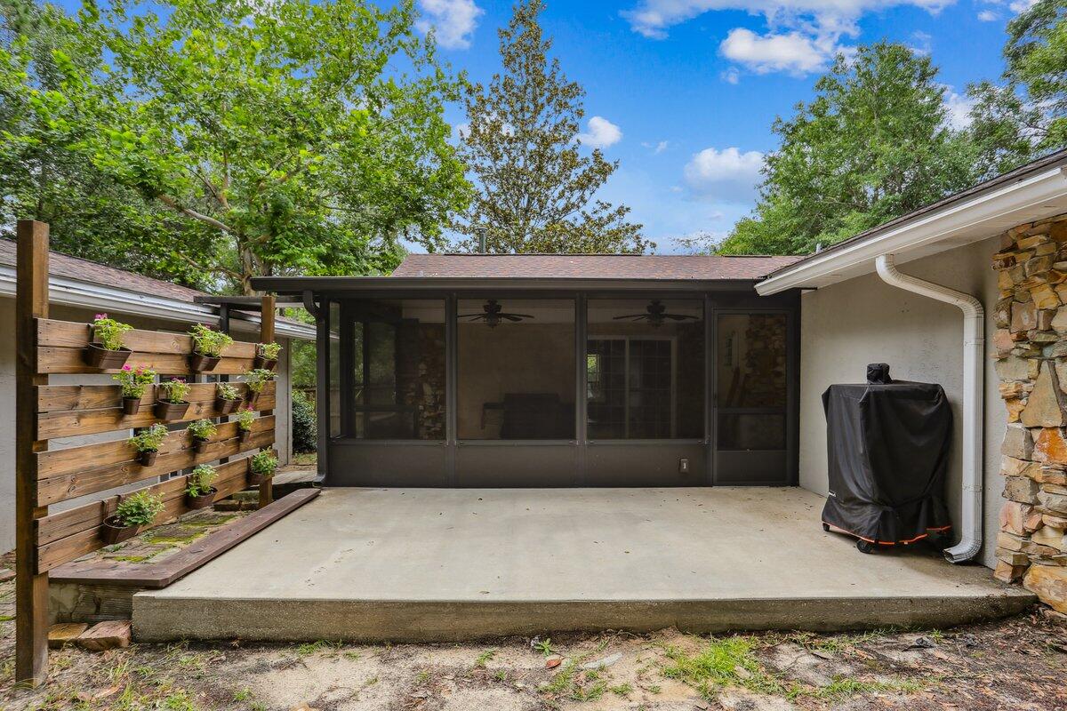 KENNEDY LAKES 1ST ADDN - Residential