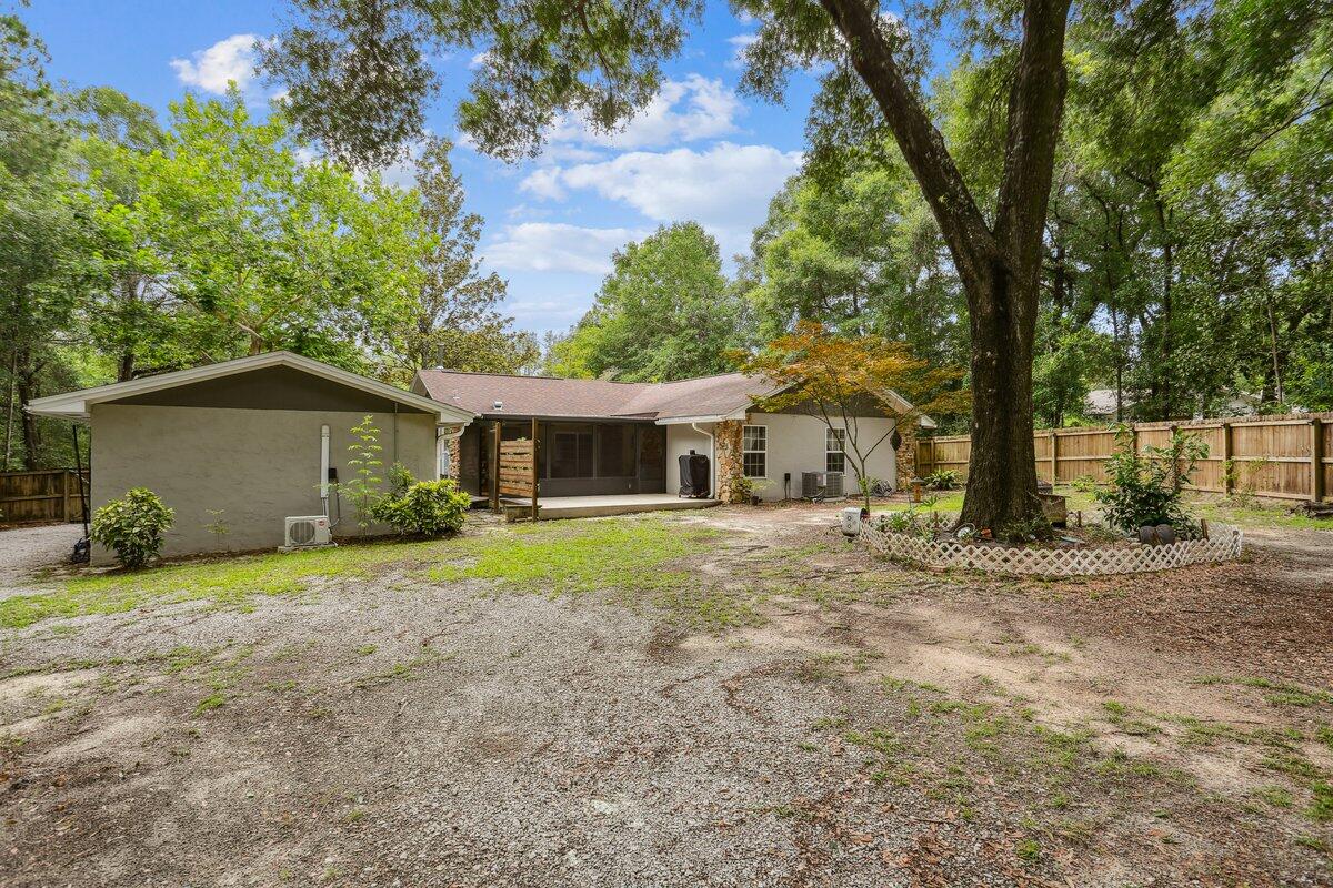 KENNEDY LAKES 1ST ADDN - Residential