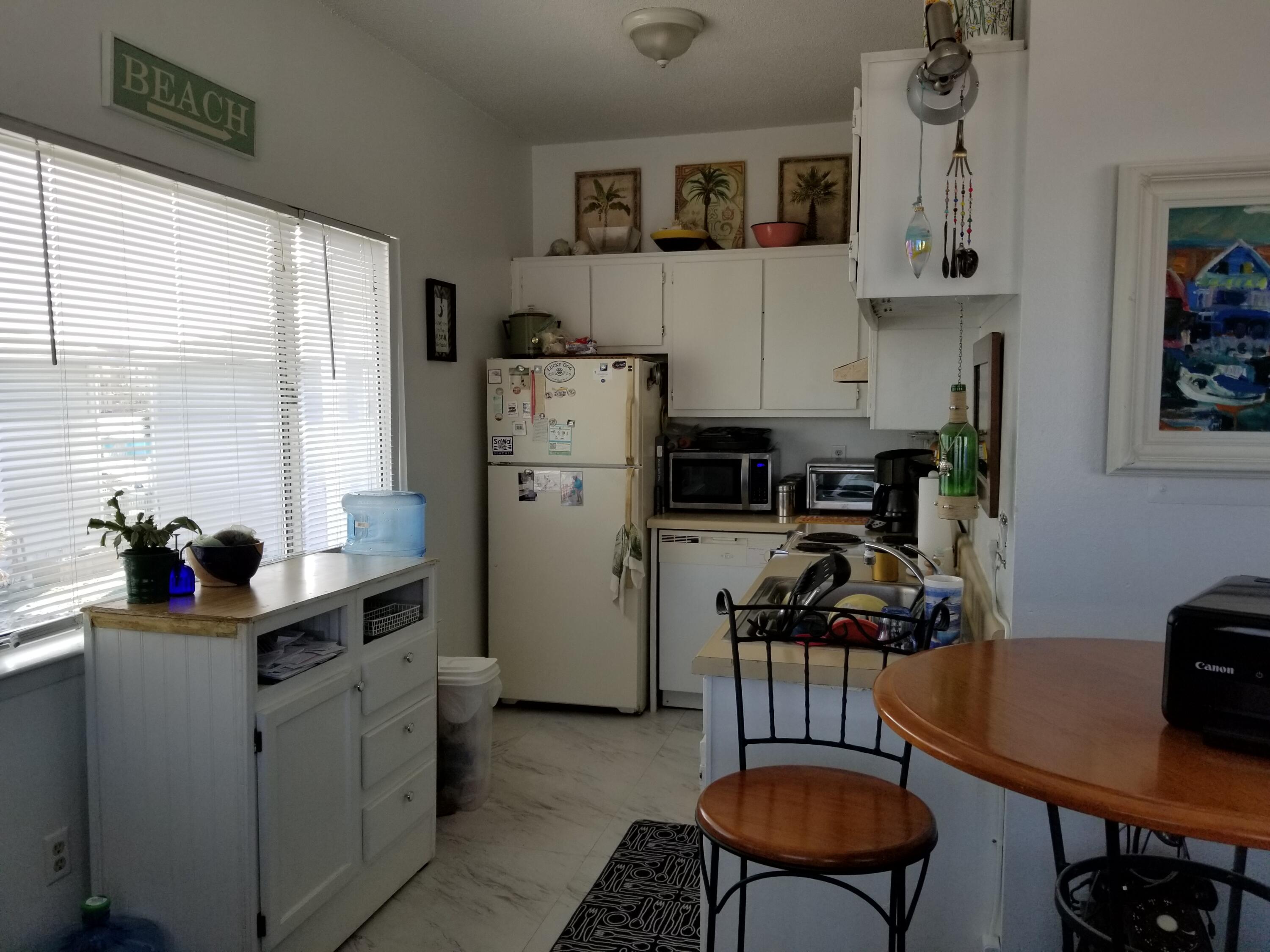 Island Isla Condo - Residential