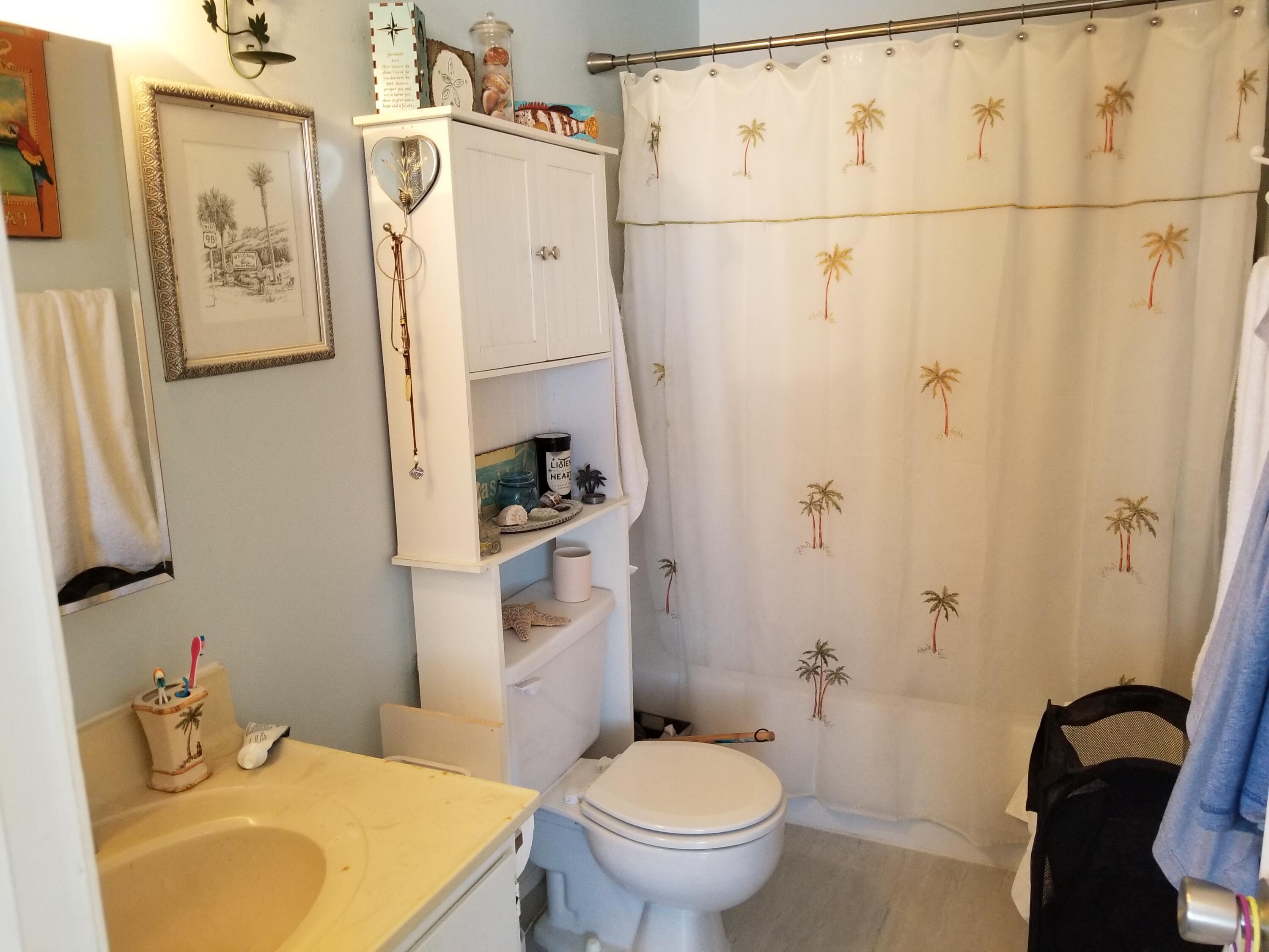 Island Isla Condo - Residential