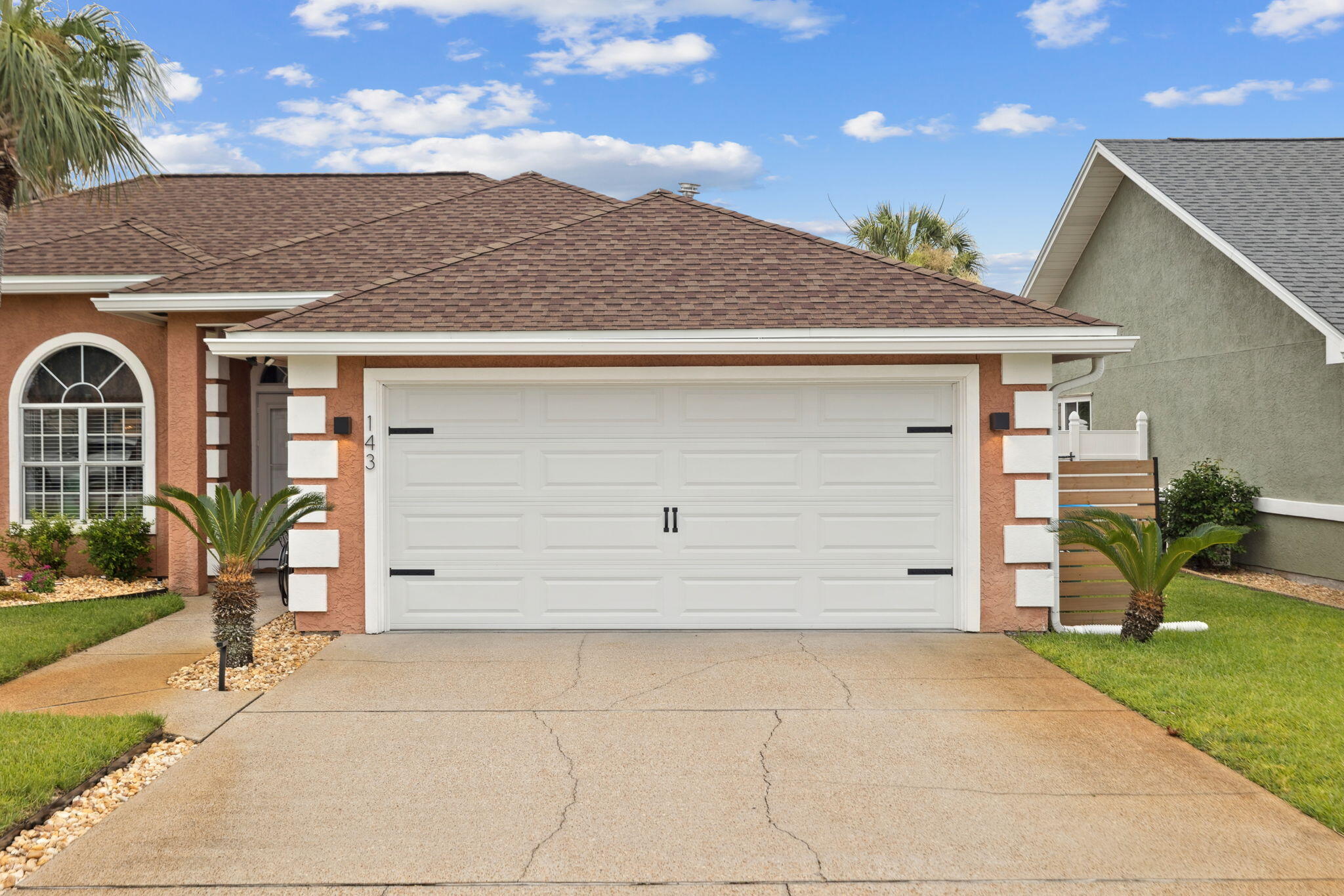 BID-A-WEE S/D - Residential