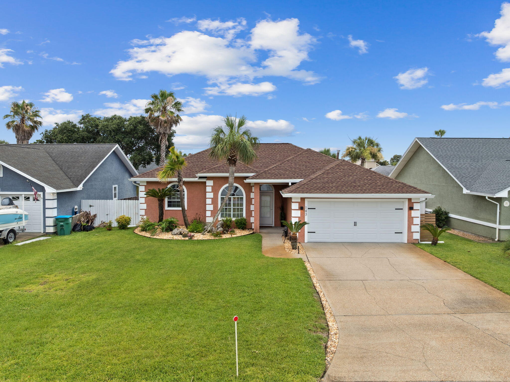 BID-A-WEE S/D - Residential