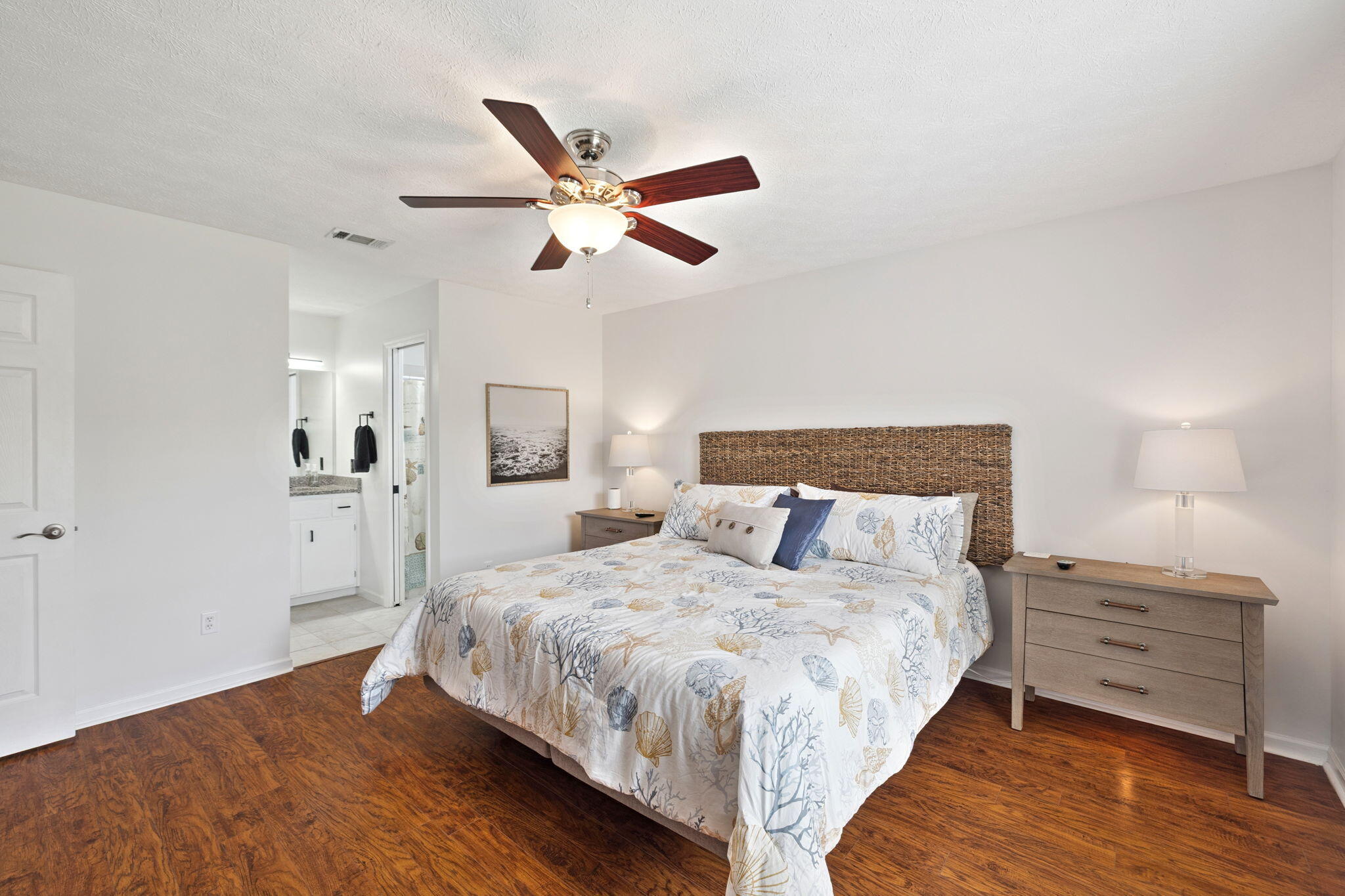 BID-A-WEE S/D - Residential
