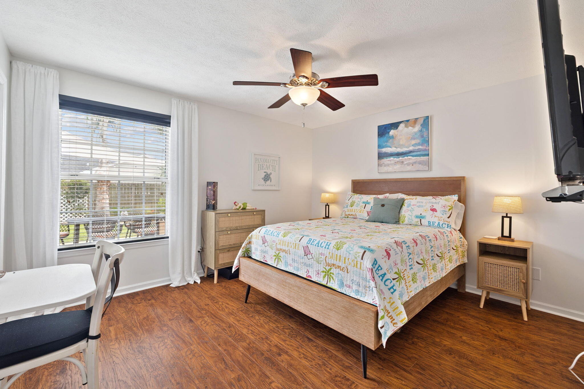 BID-A-WEE S/D - Residential