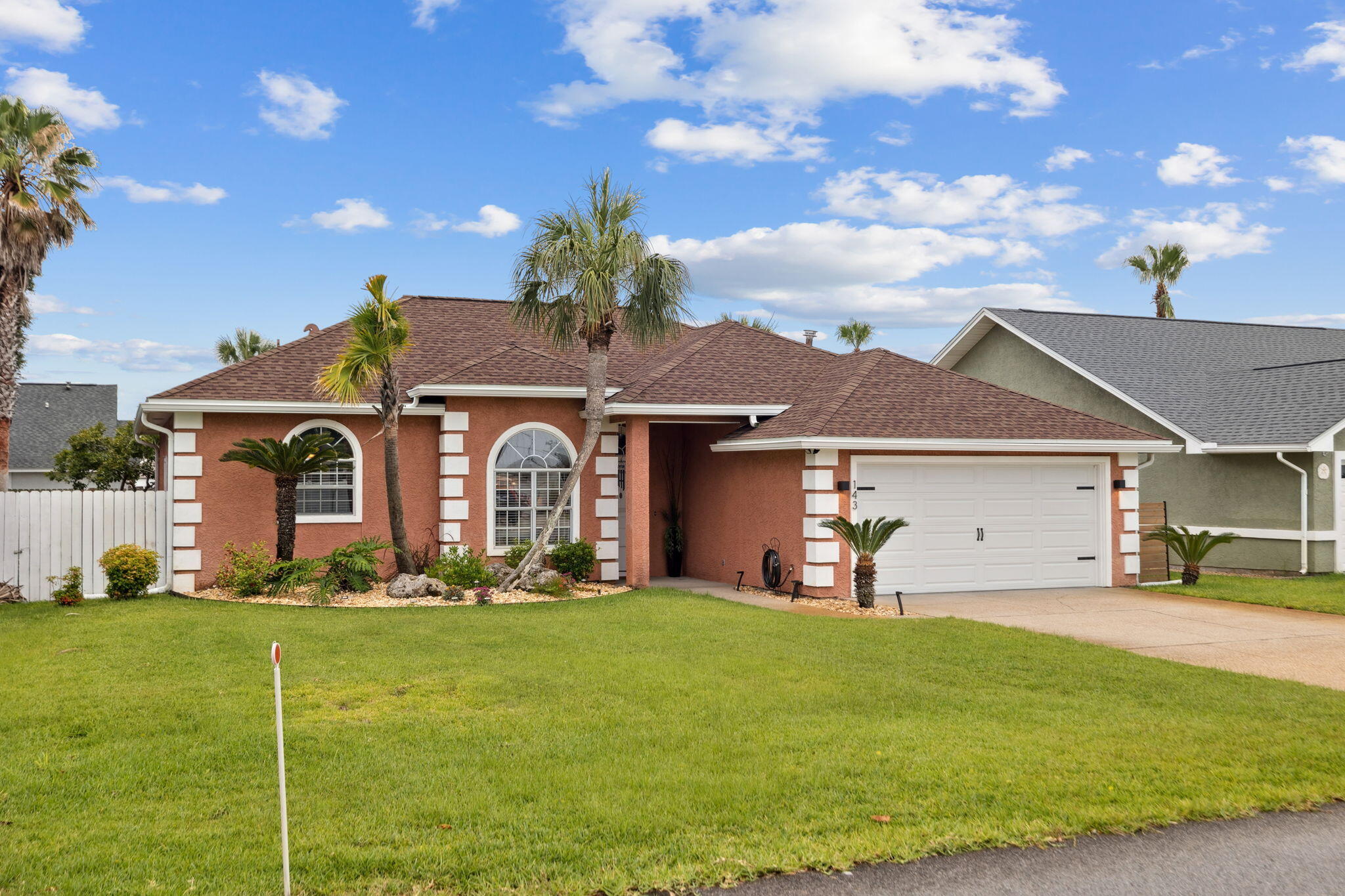 BID-A-WEE S/D - Residential