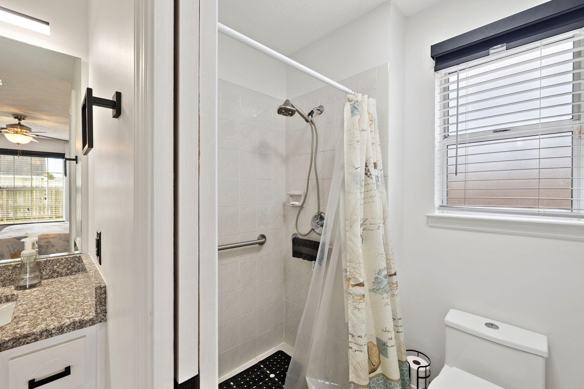 BID-A-WEE S/D - Residential