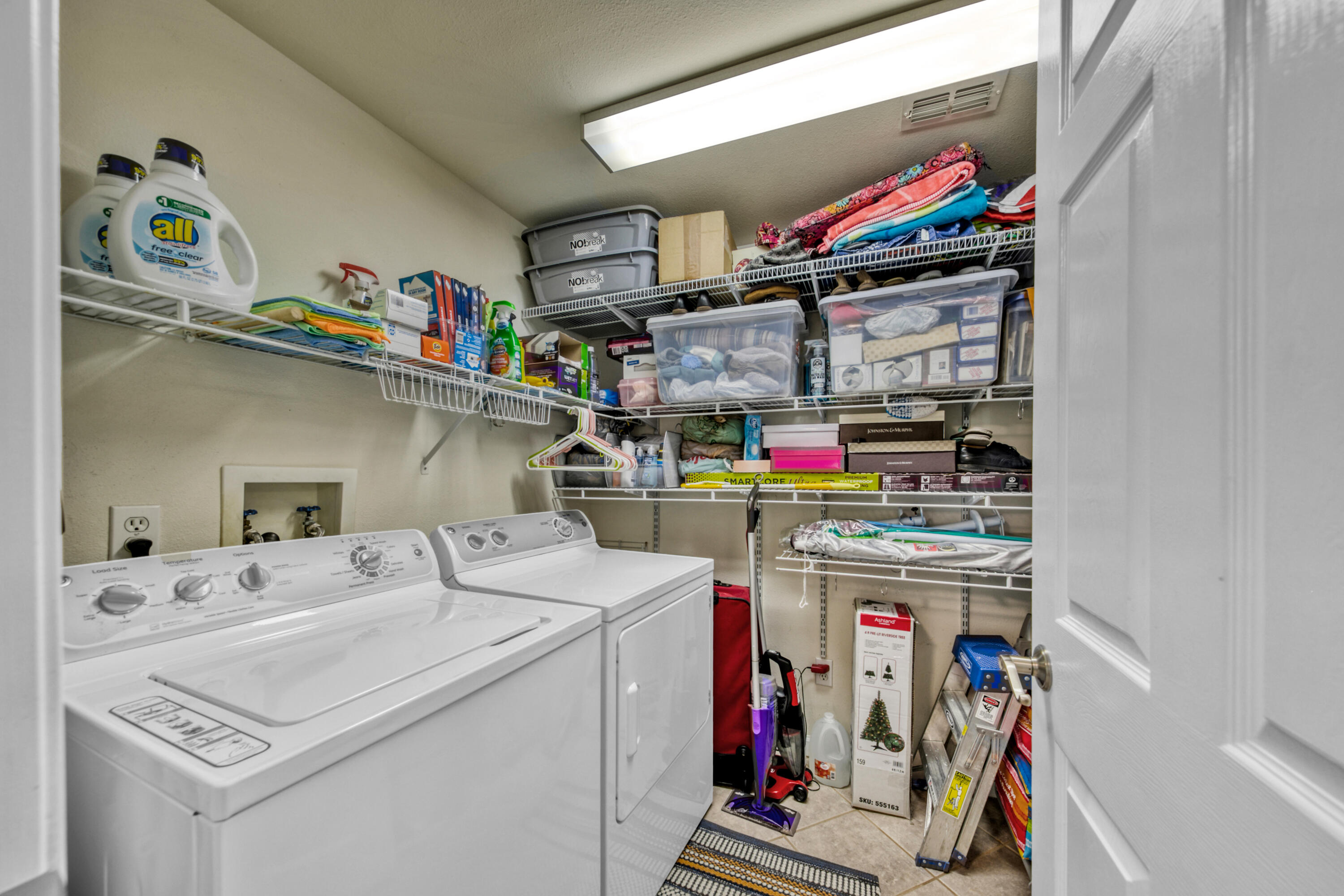 CIBONEY CONDO - Residential