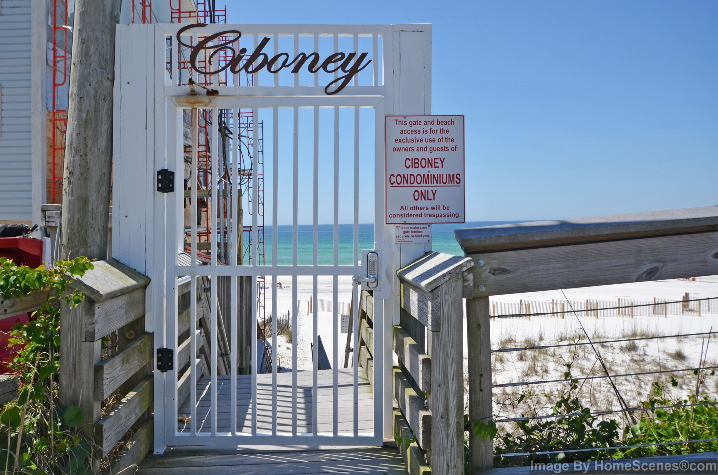 CIBONEY CONDO - Residential