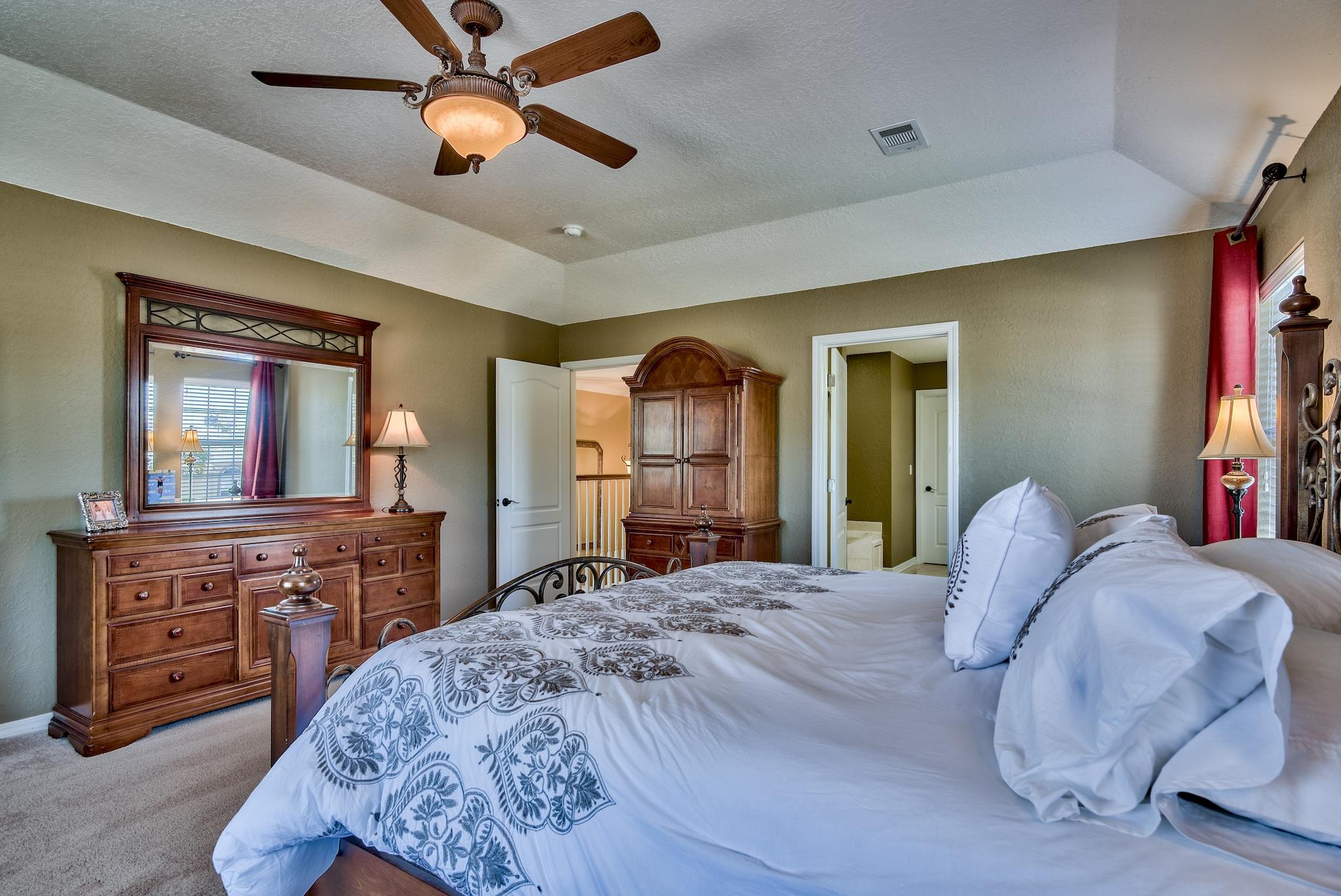 EMERALD LAKES PH 1 - Residential