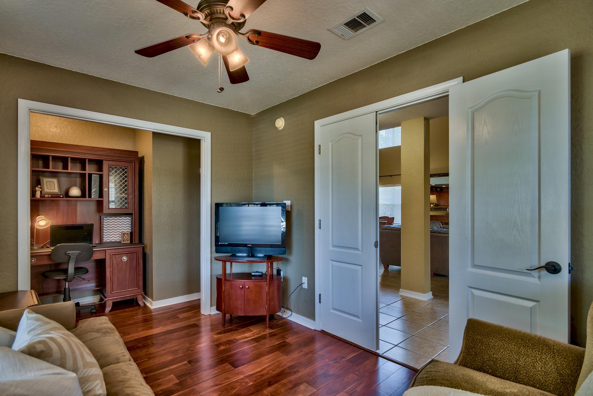 EMERALD LAKES PH 1 - Residential