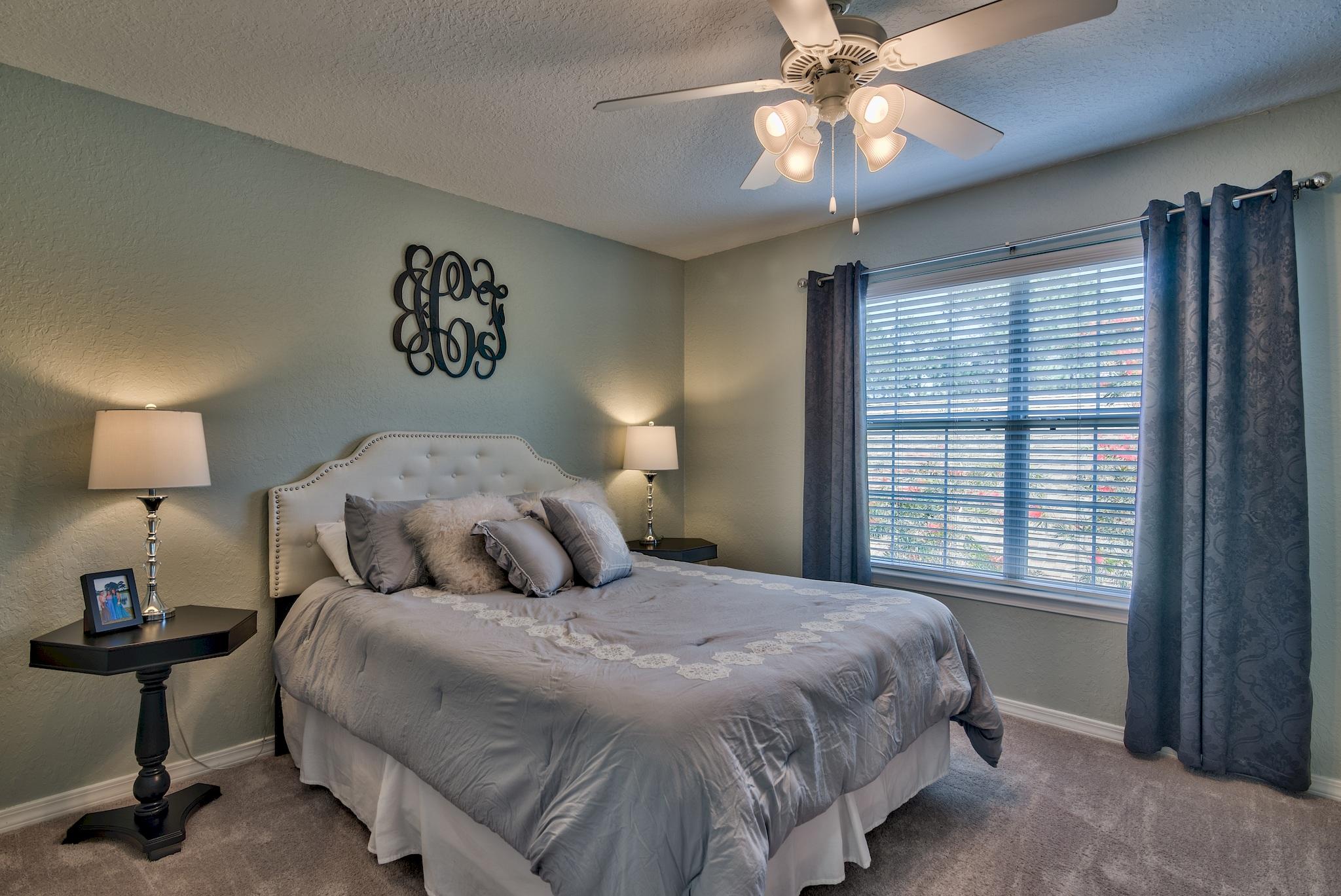 EMERALD LAKES PH 1 - Residential