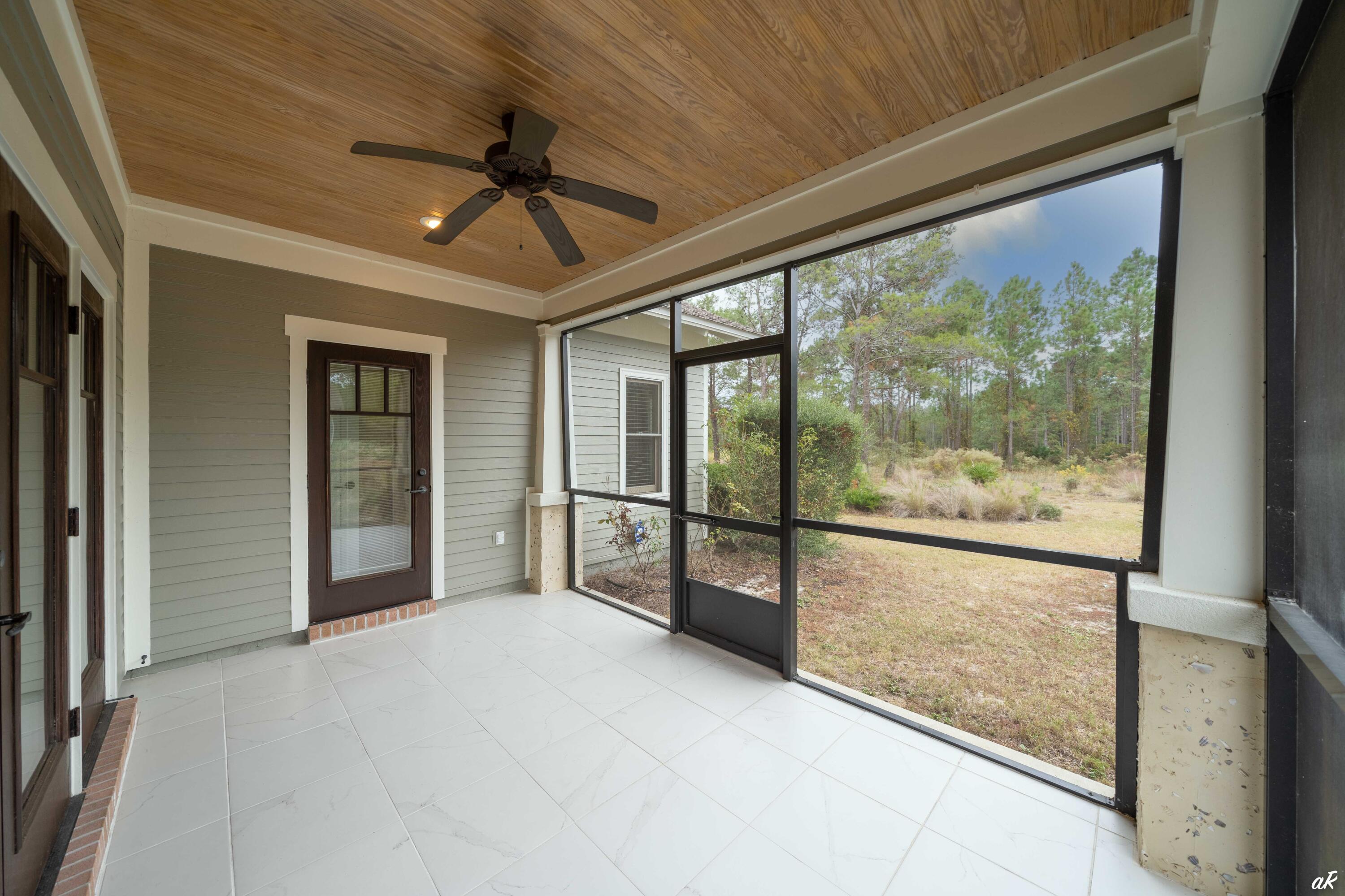 WILD HERON - Residential