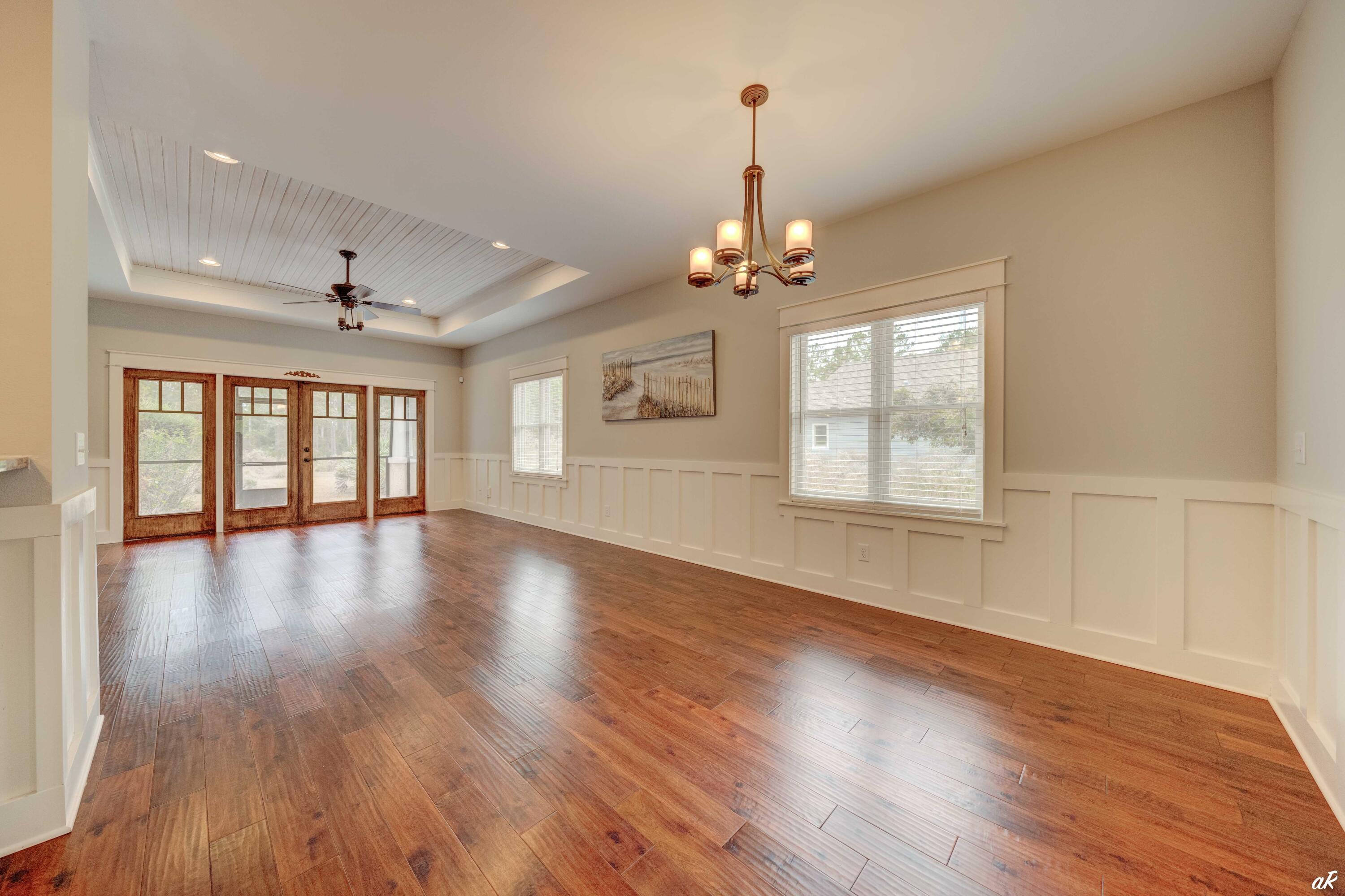 WILD HERON - Residential