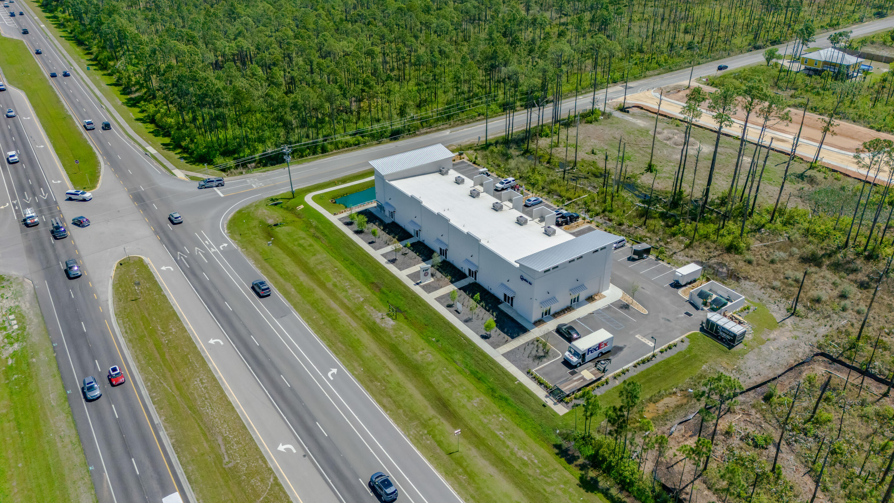 38 W Thompson Rd