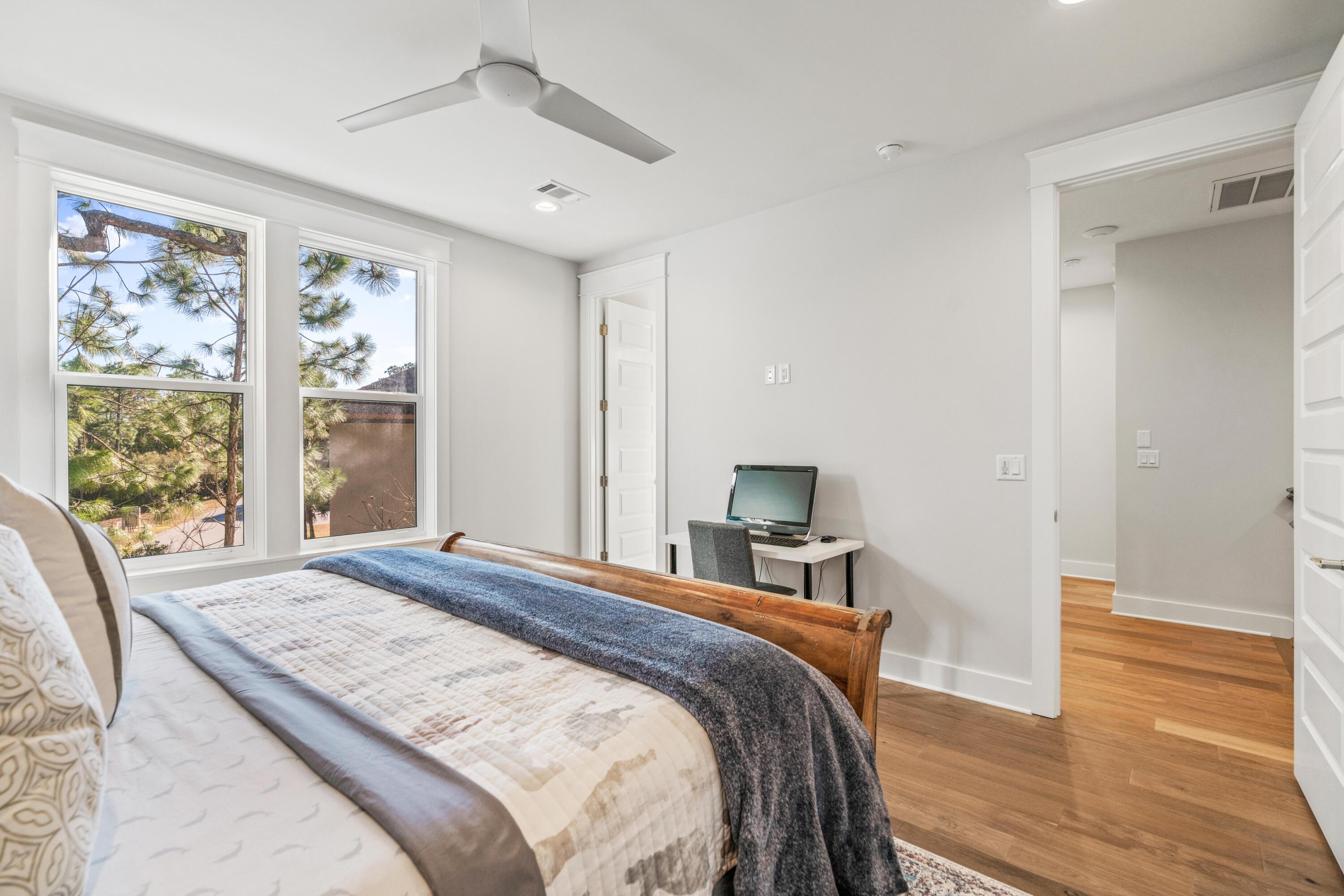 RidgeWalk - Residential