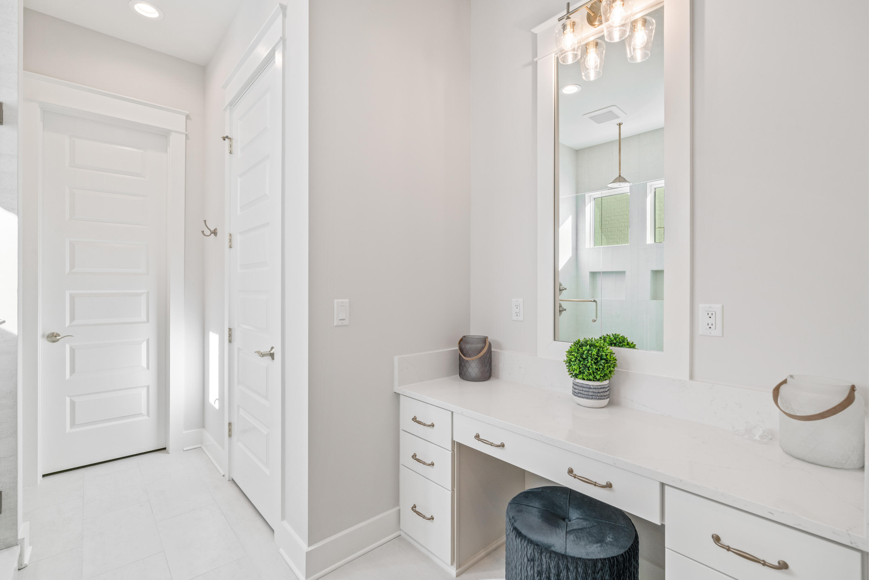 RidgeWalk - Residential