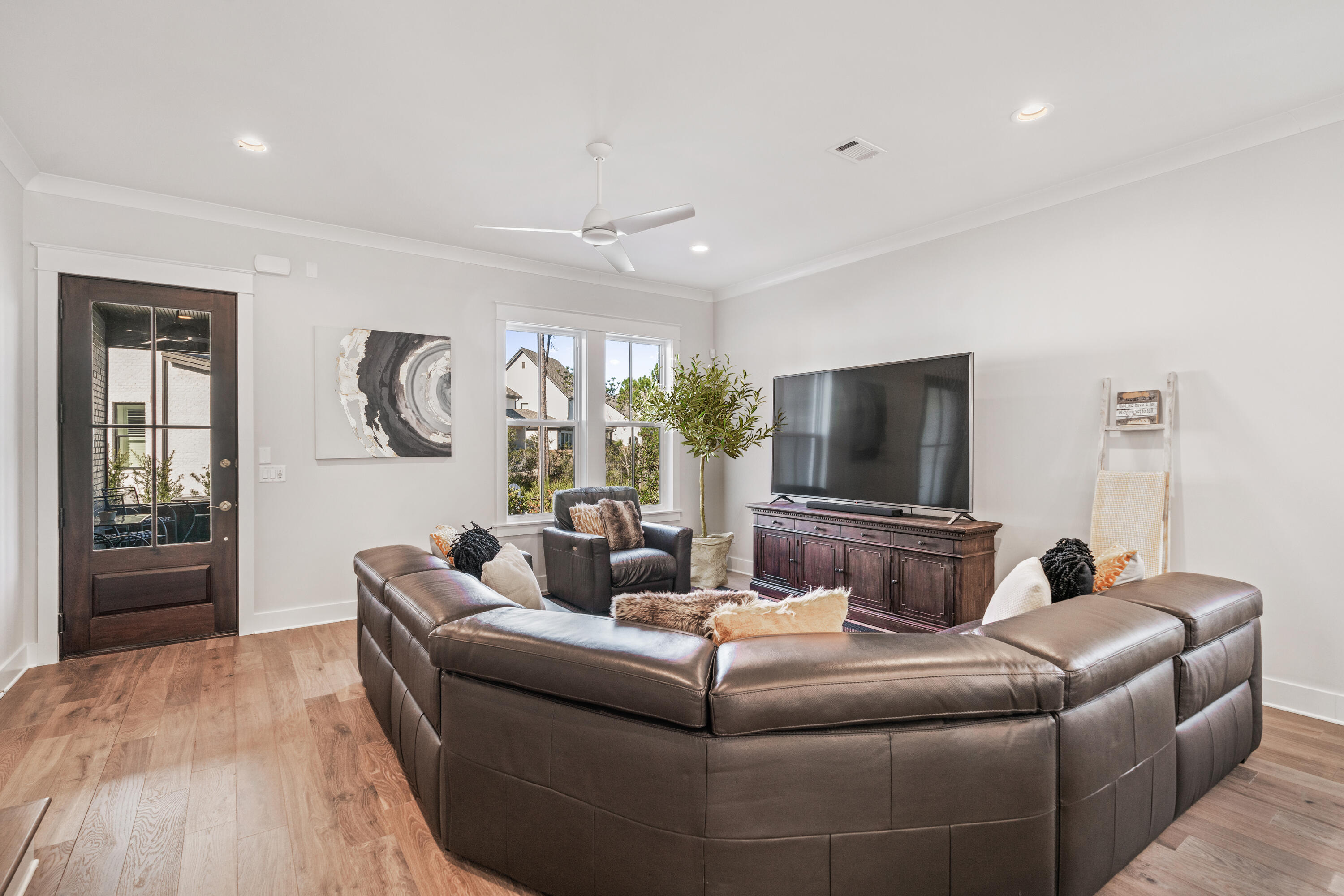 RidgeWalk - Residential