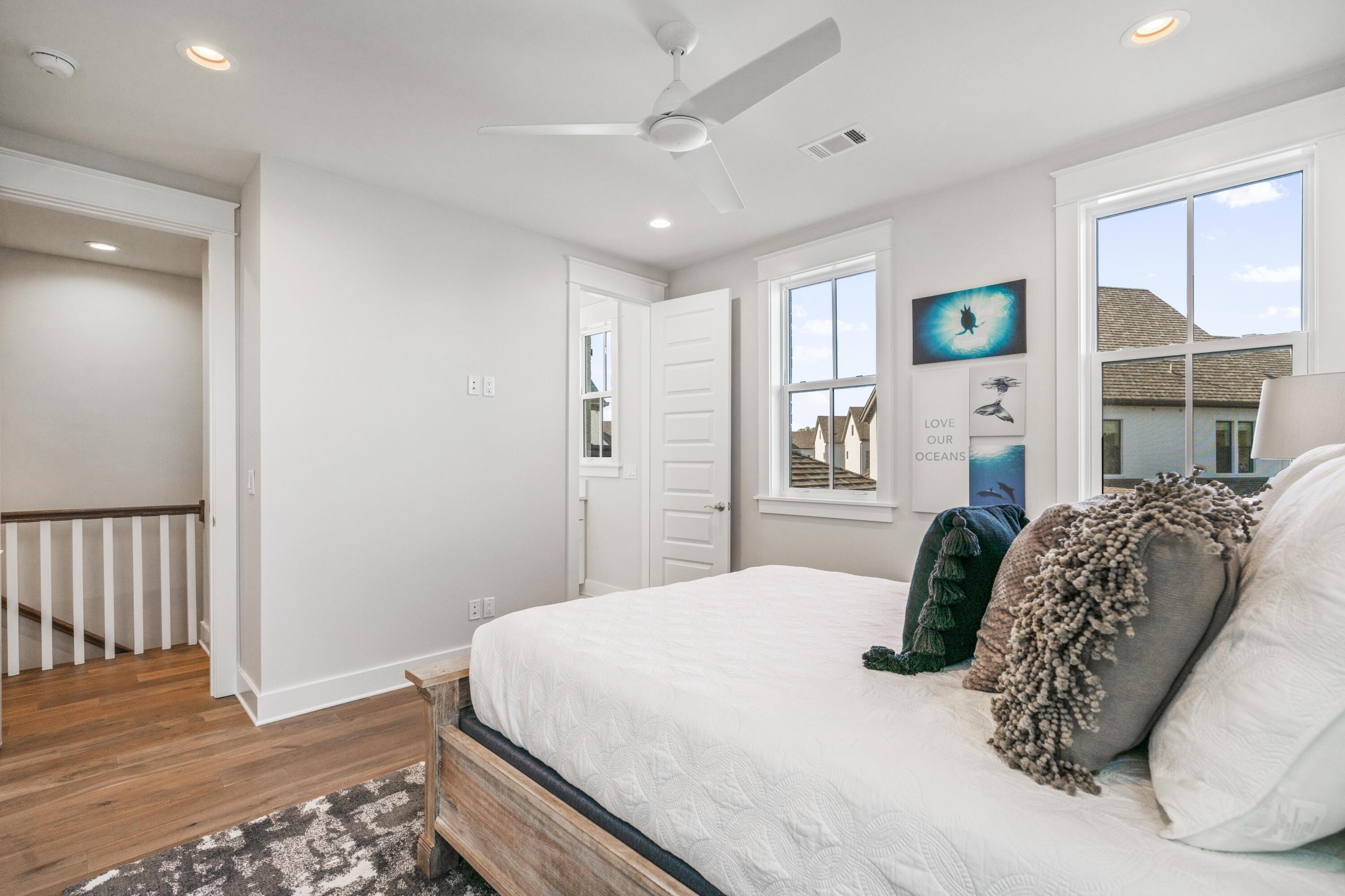 RidgeWalk - Residential