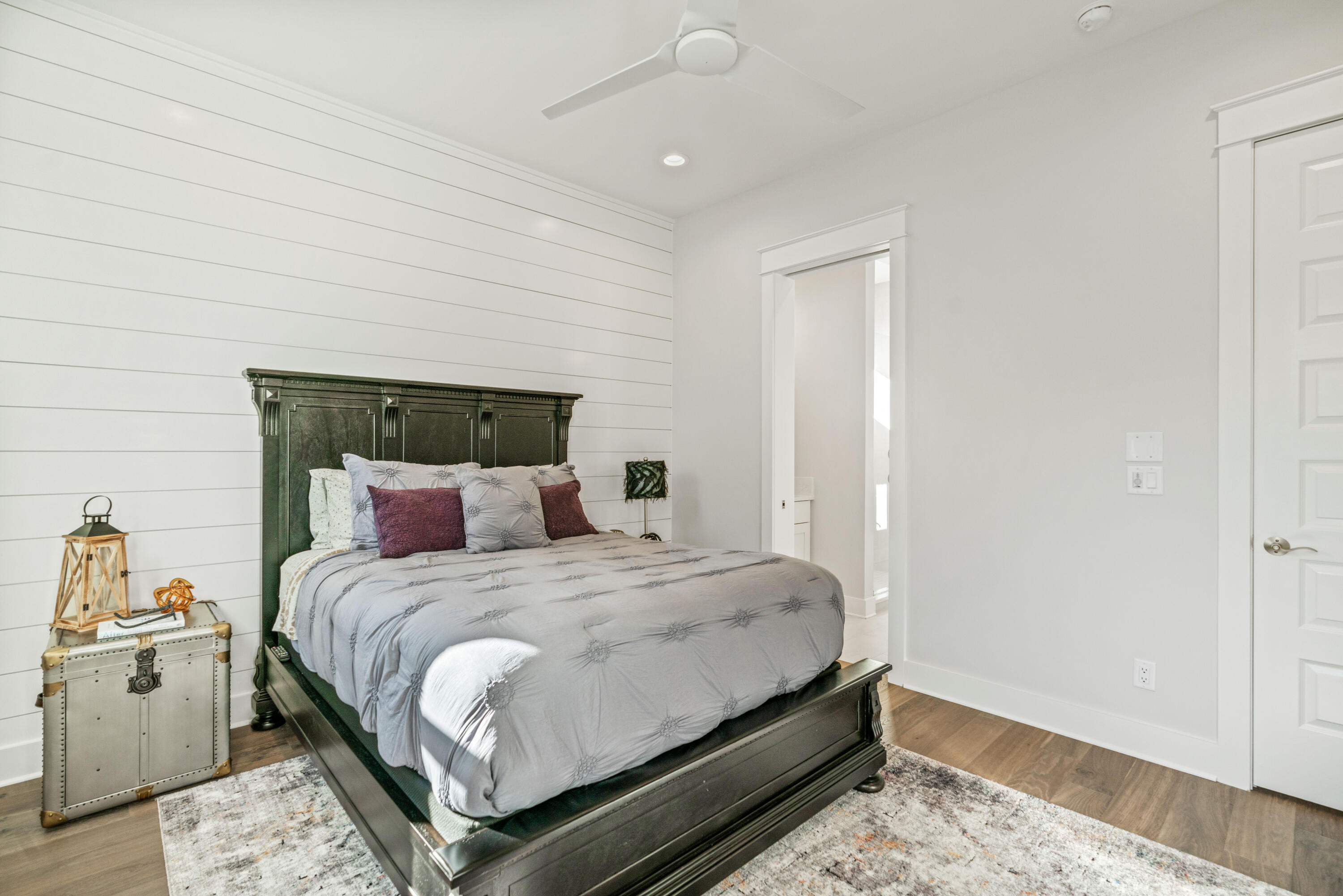 RidgeWalk - Residential